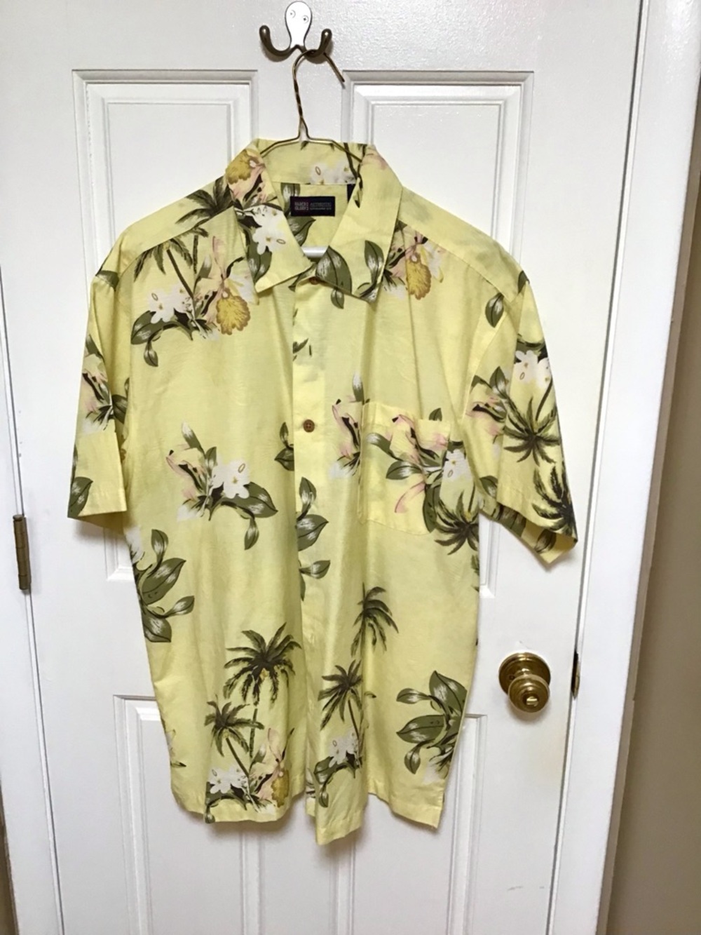 Men’s Hawaiian Shirt, Faded Glory, Medium